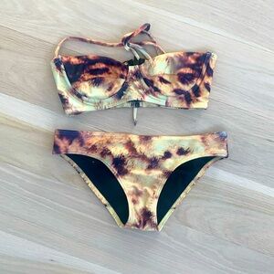 Gorgeous WE ARE HANDSOME bikini size xs